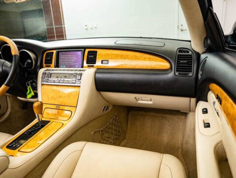 2004 Lexus SC 430