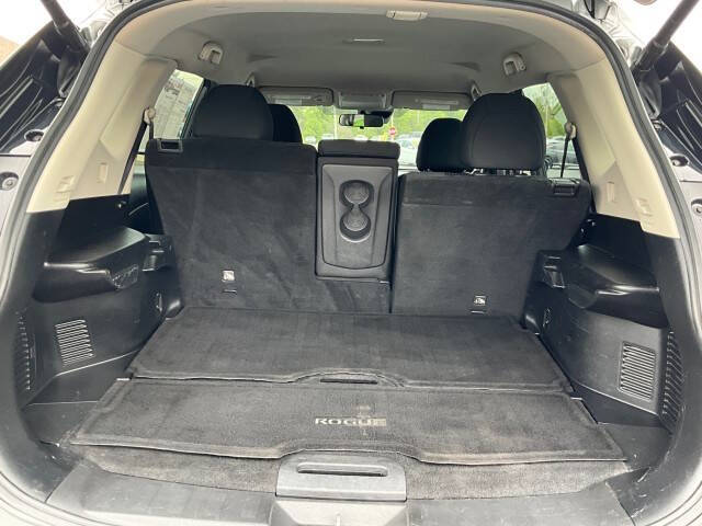 2020 Nissan Rogue SV