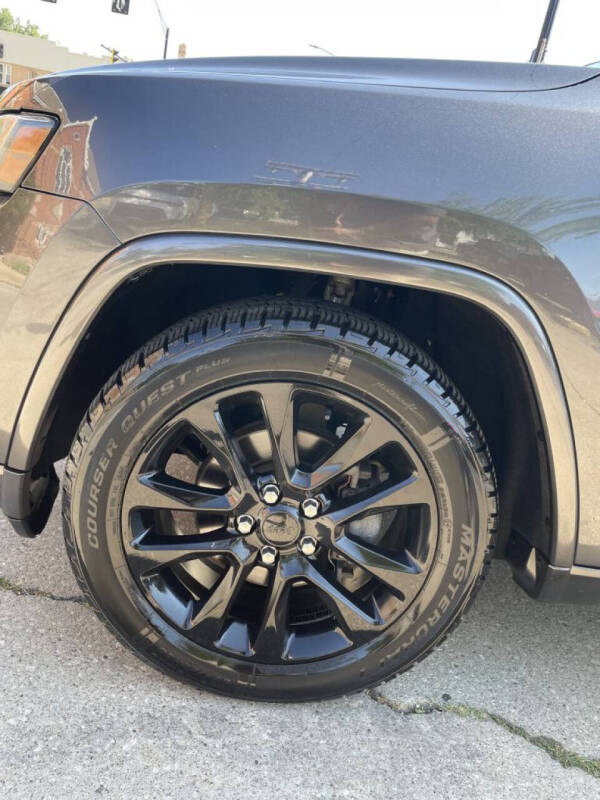 2017 Jeep Grand Cherokee Laredo