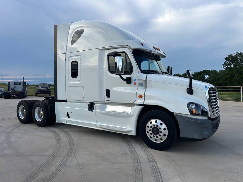 2016 Freightliner Cascadia