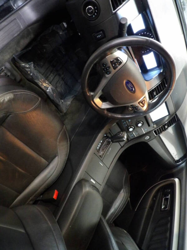 2014 Ford Taurus SEL