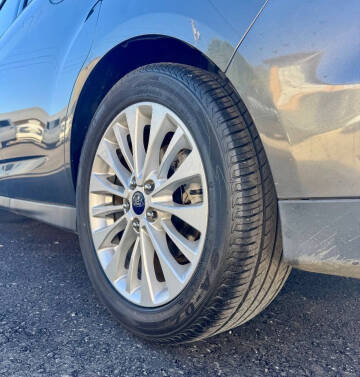 2017 Ford C-MAX Energi SE