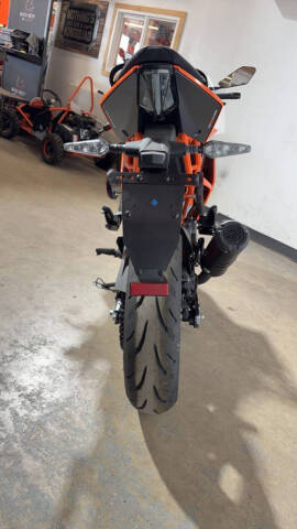 2024 KTM RC 390