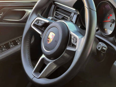 2020 Porsche Macan S