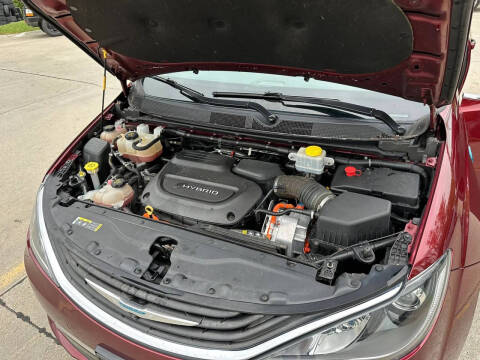 2018 Chrysler Pacifica Hybrid Limited