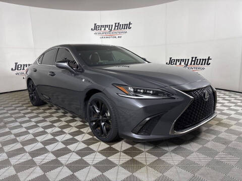 2023 Lexus ES 300h