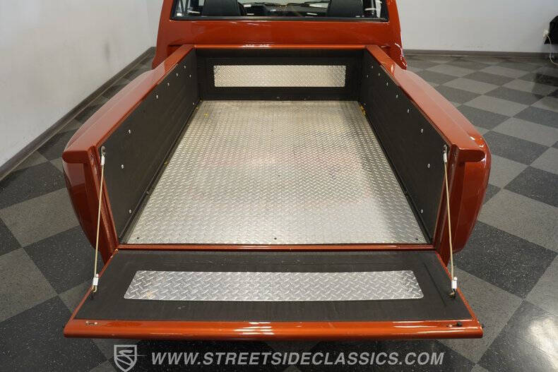 1987 Chevrolet R/V 10 Series
