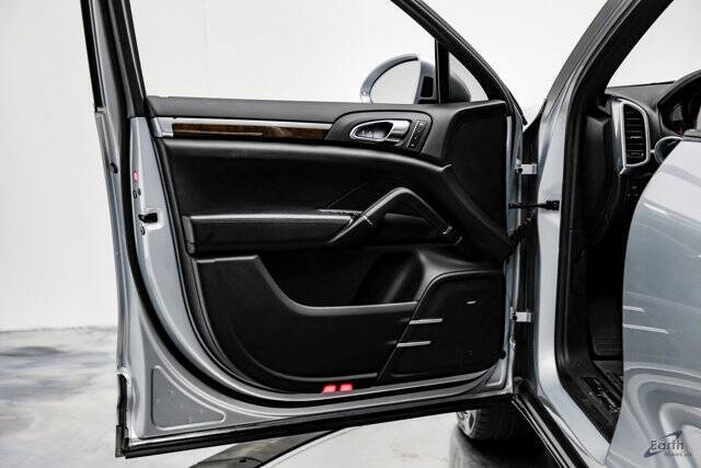 2017 Porsche Cayenne S