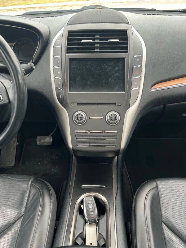 2017 Lincoln MKC Reserve