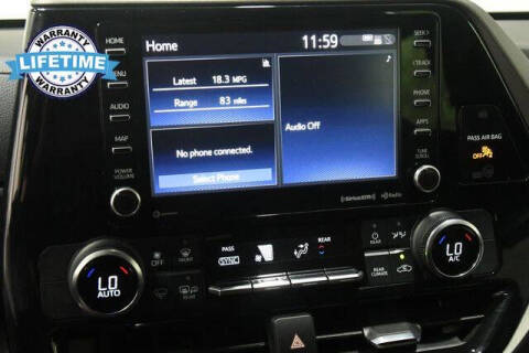 2022 Toyota Highlander LE