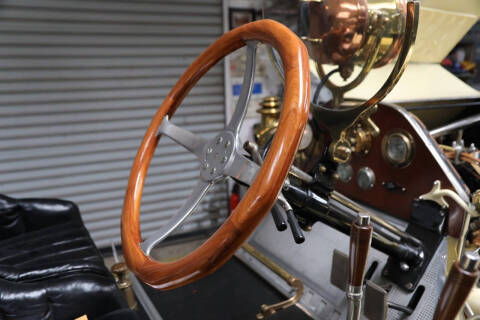 1912 Oldsmobile Defender