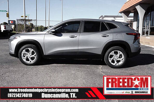 2025 Chevrolet Trax LS