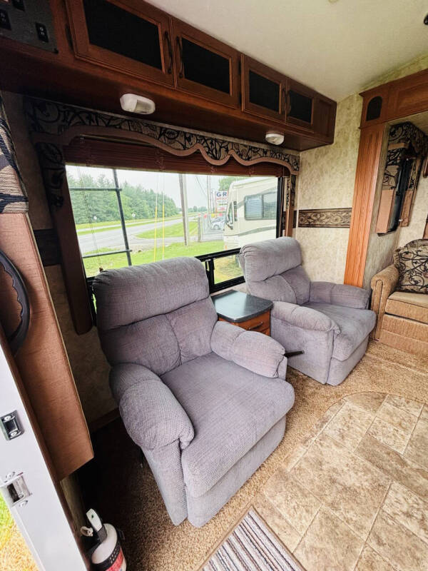 2012 Keystone RV Cougar 291RLS
