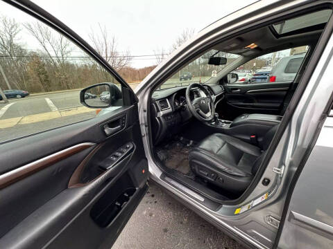 2016 Toyota Highlander