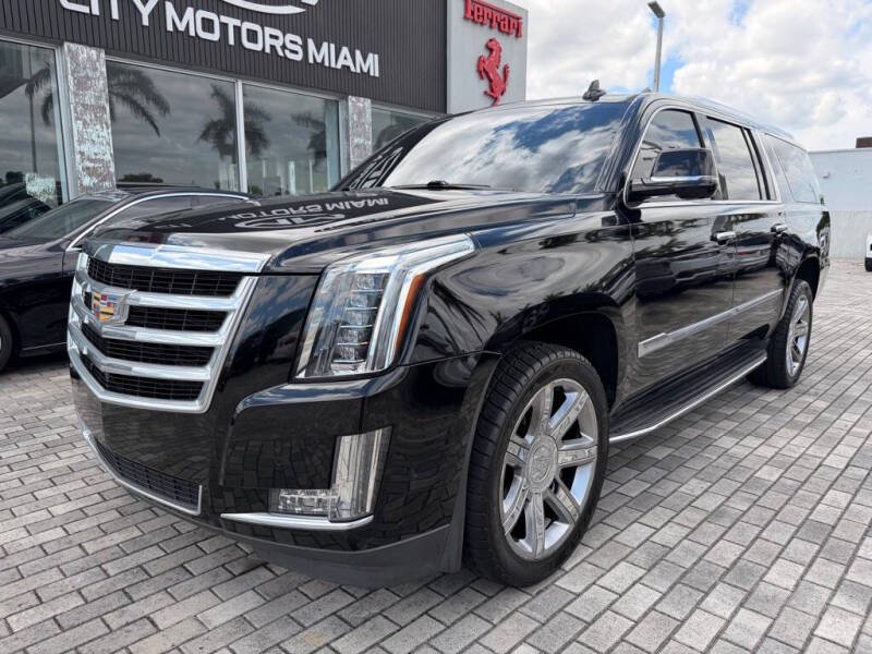 2018 Cadillac Escalade ESV Luxury