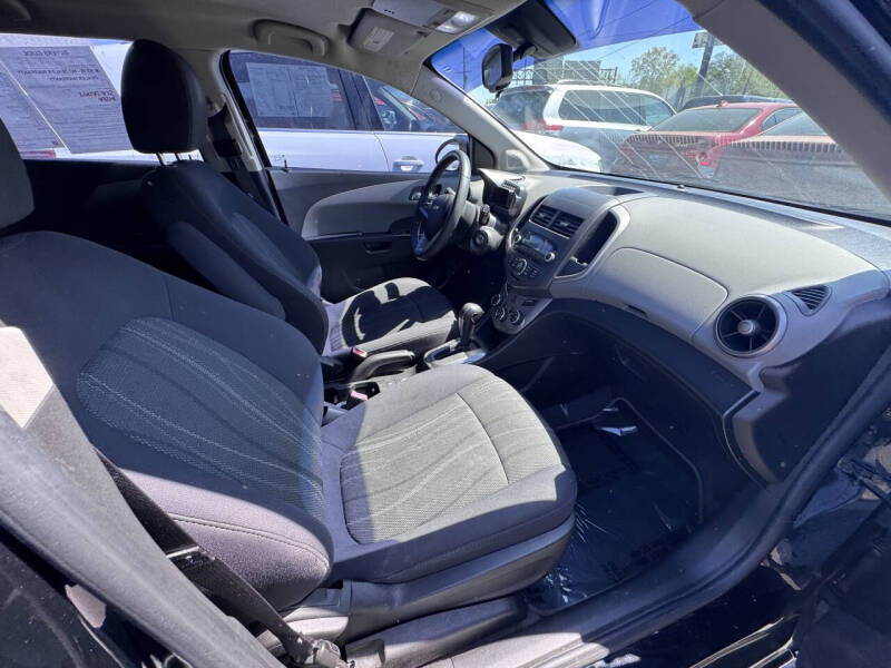 2012 Chevrolet Sonic LT