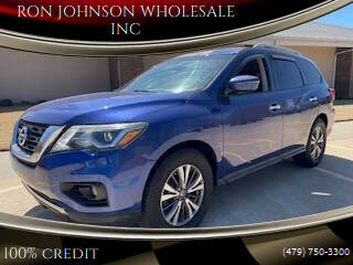 2017 Nissan Pathfinder SV