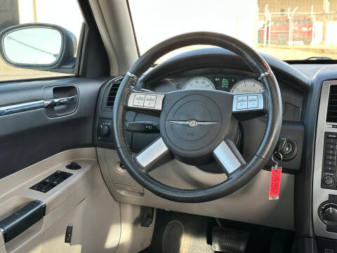 2006 Chrysler 300 SRT-8