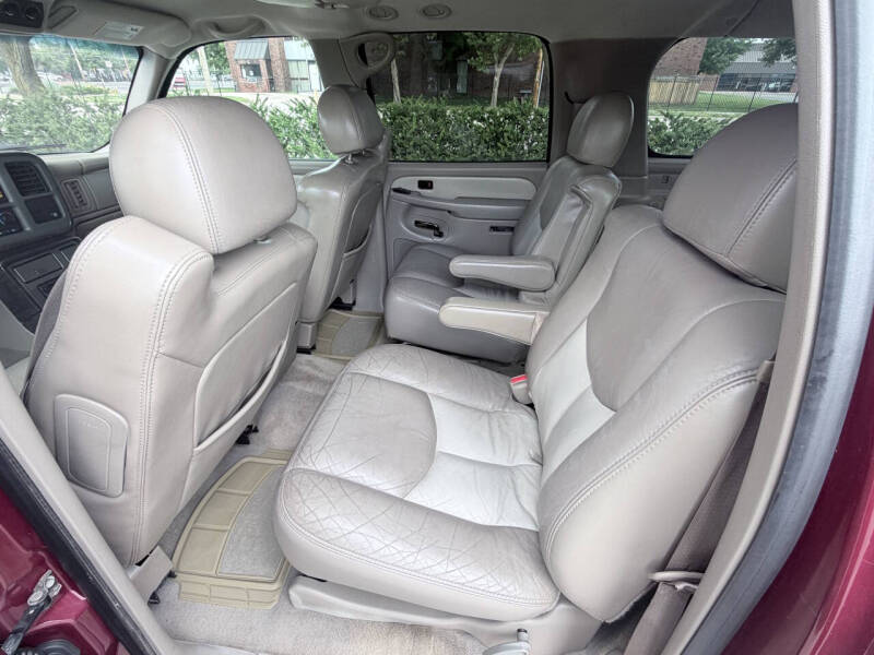 2004 GMC Yukon XL Denali
