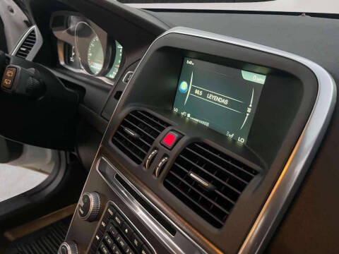 2016 Volvo XC60 T5 Drive-E Premier