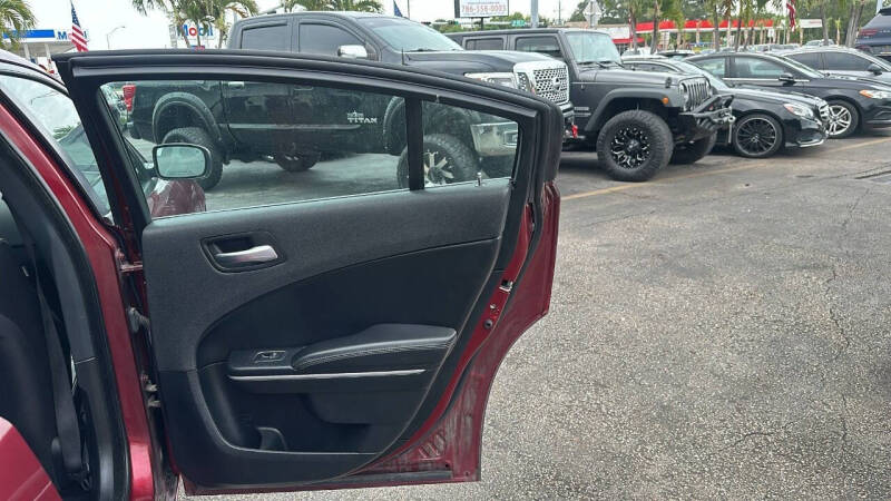 2020 Dodge Charger SXT