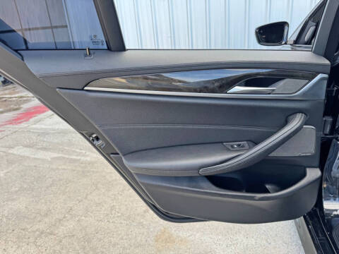 2017 BMW 5 Series 540i