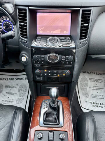 2013 Infiniti FX37