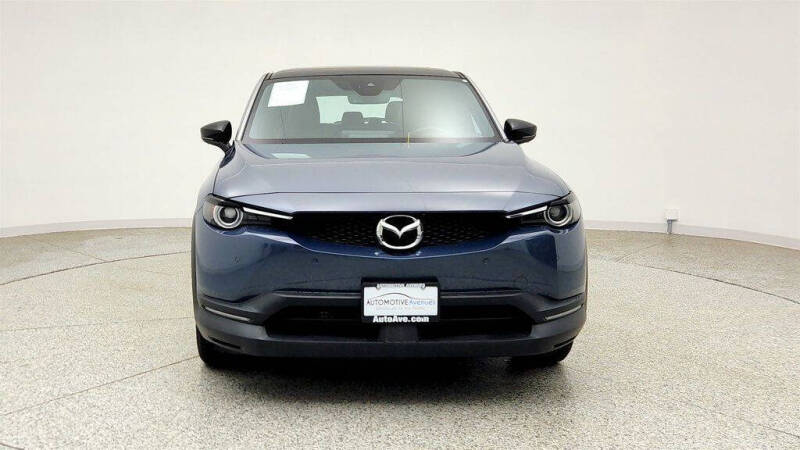 2022 Mazda MX-30 EV Premium Plus
