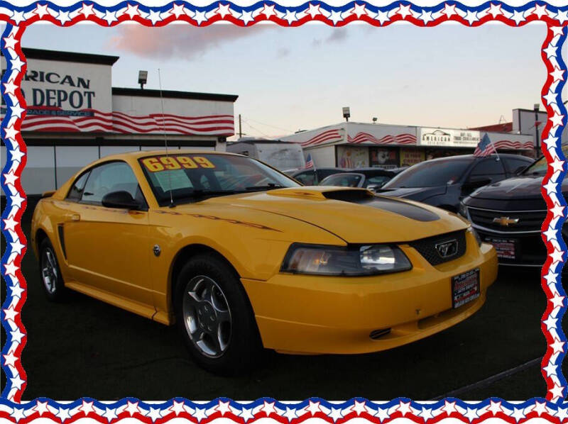 2004 Ford Mustang Premium's photo