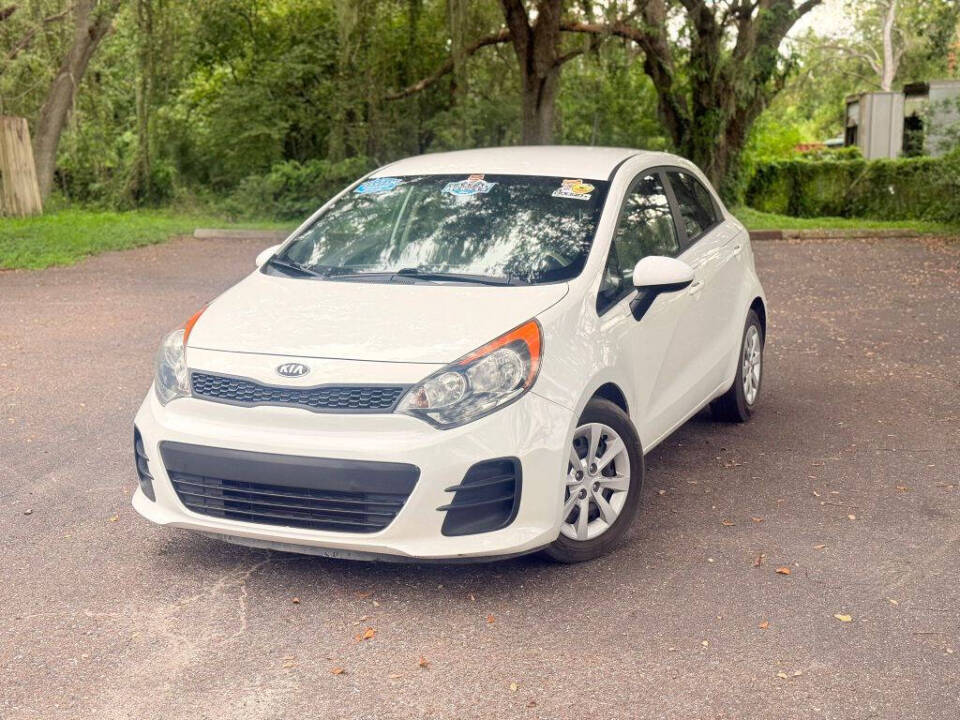 2016 Kia Rio 5-Door LX's photo