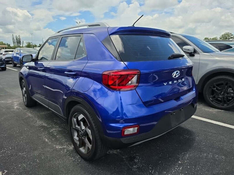 2024 Hyundai Venue SEL