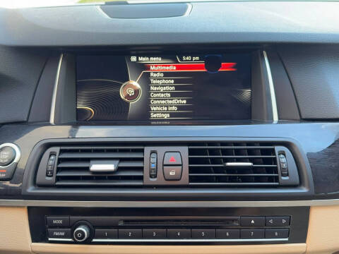 2015 BMW 5 Series 528i