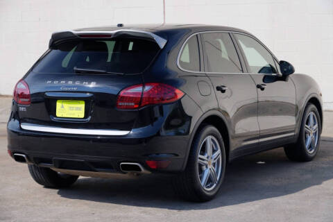 2014 Porsche Cayenne Platinum