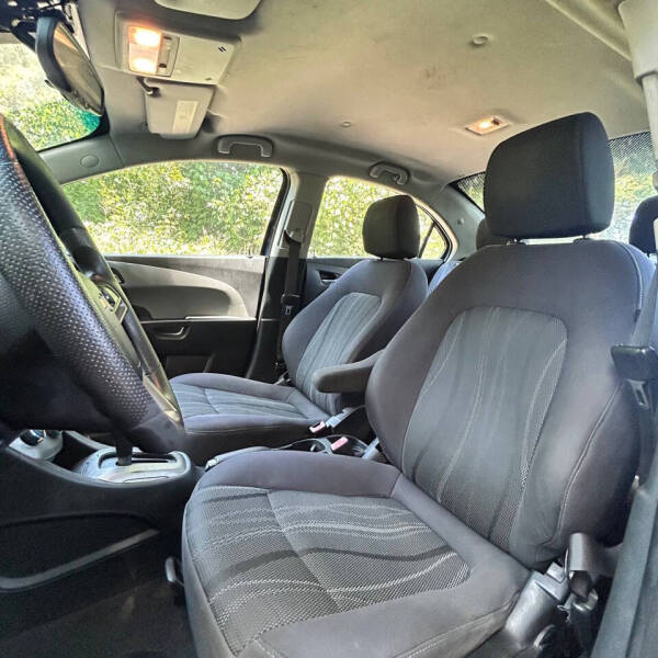 2013 Chevrolet Sonic LT Auto