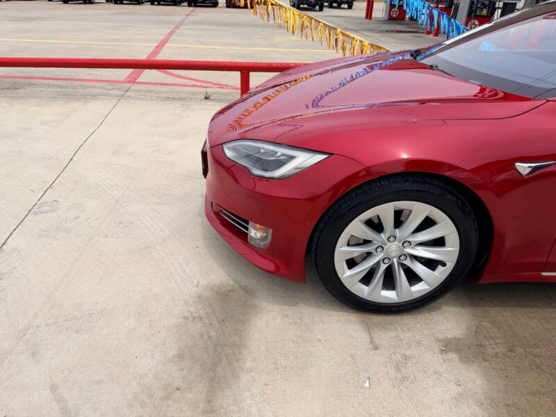 2017 Tesla Model S 75D