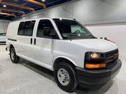 2024 Chevrolet Express 2500