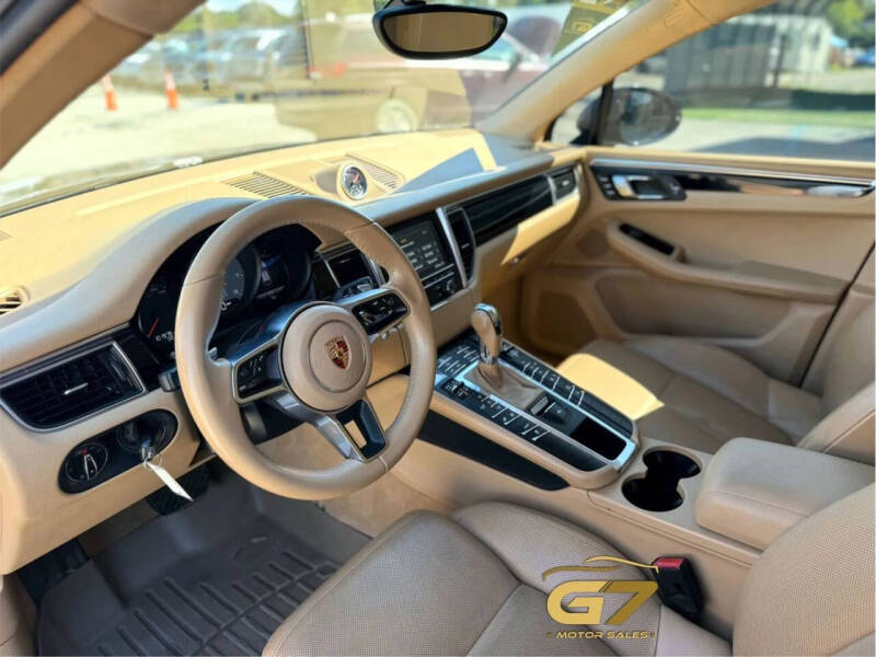 2015 Porsche Macan S