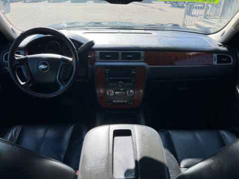 2008 Chevrolet Suburban LT