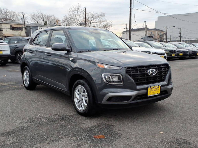 2024 Hyundai Venue SE