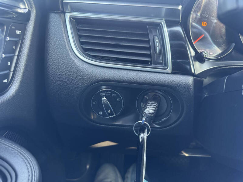 2015 Porsche Macan Turbo