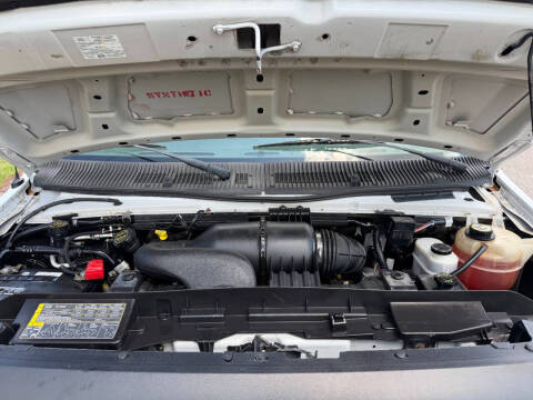 2008 Ford E-Series E-250