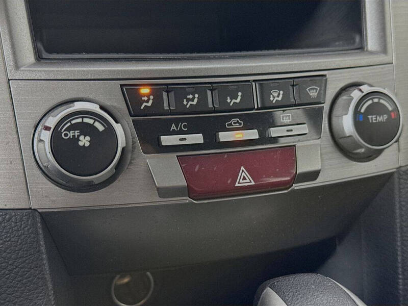 2010 Subaru Outback 2.5i