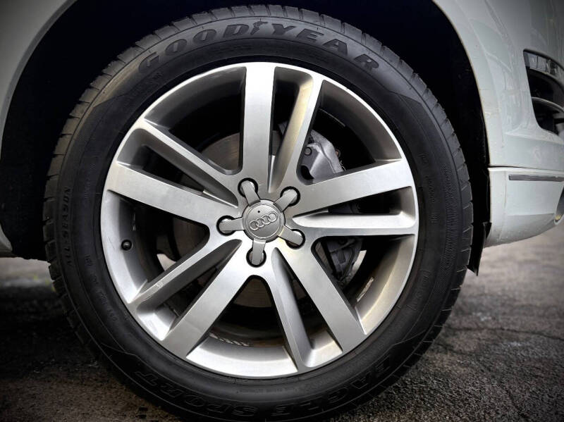 2015 Audi Q7 3.0 quattro TDI Premium Plus