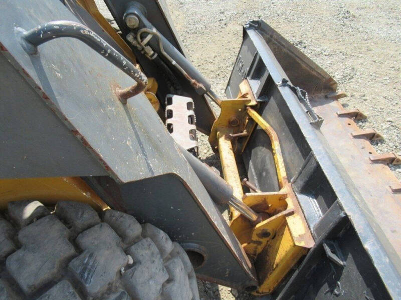 2012 John Deere 326D