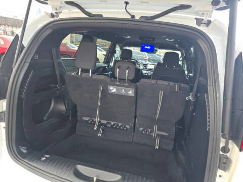 2020 Chrysler Pacifica Touring