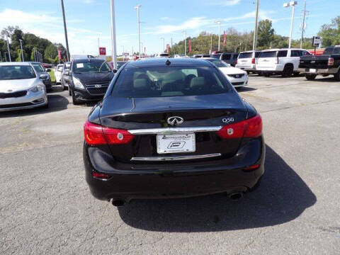 2015 Infiniti Q50 Premium