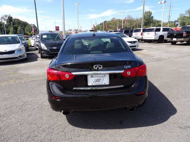 2015 Infiniti Q50 Premium