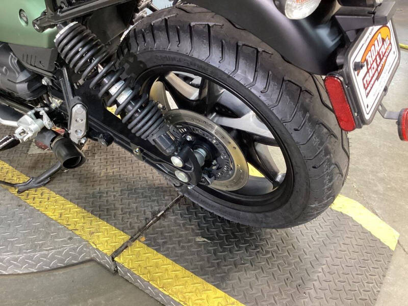 2021 Moto Guzzi V7 Stone Centenario E5