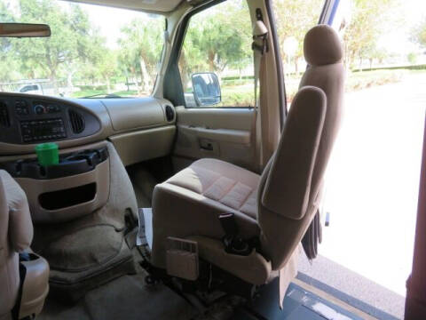 2006 Ford E-Series E-250 SD