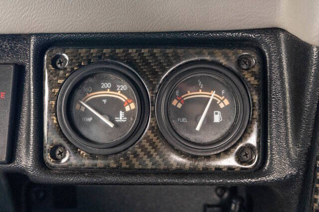2000 AM General Hummer 26